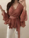 Bylle - V-hals Blouse met Strik en Ruches