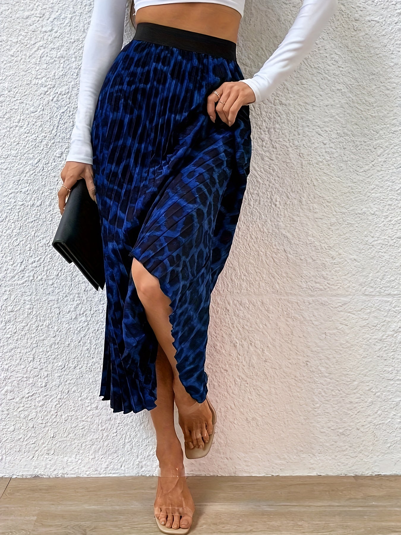 Lara | Pleated leopard print skirt with high waist