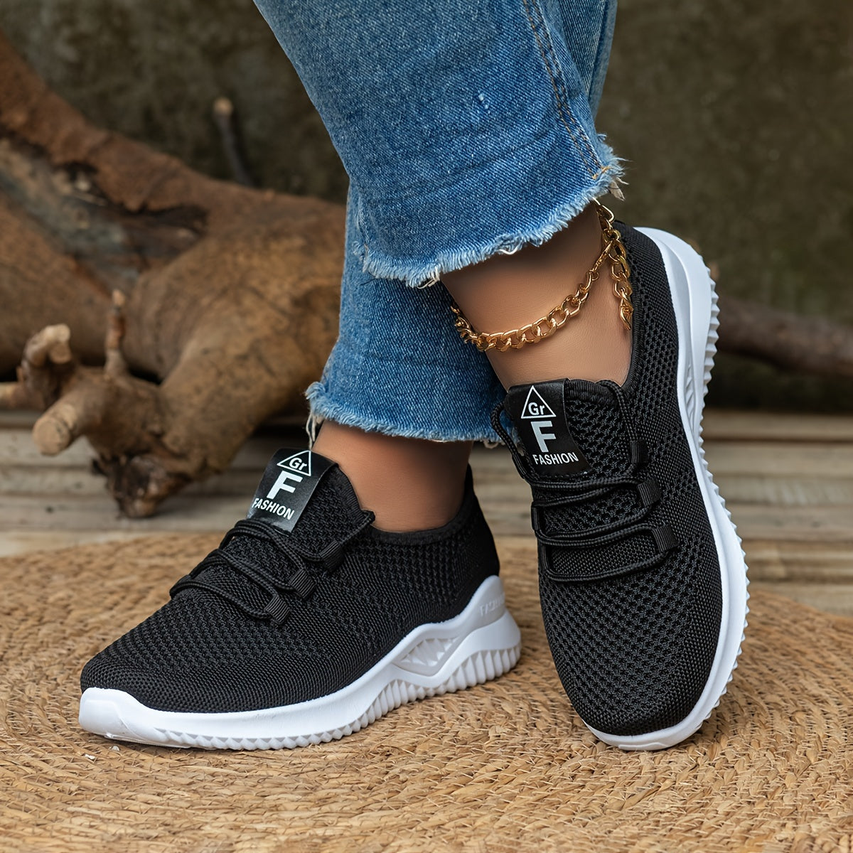 Joyce | Plain women's sneakers with soft sole