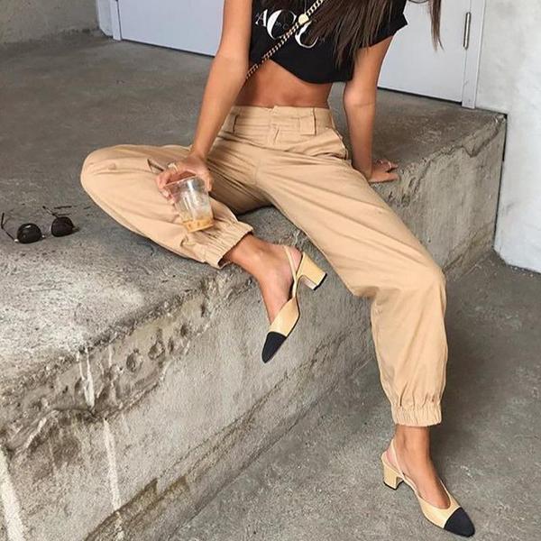 Monica - High-waisted harem pants with chain strap