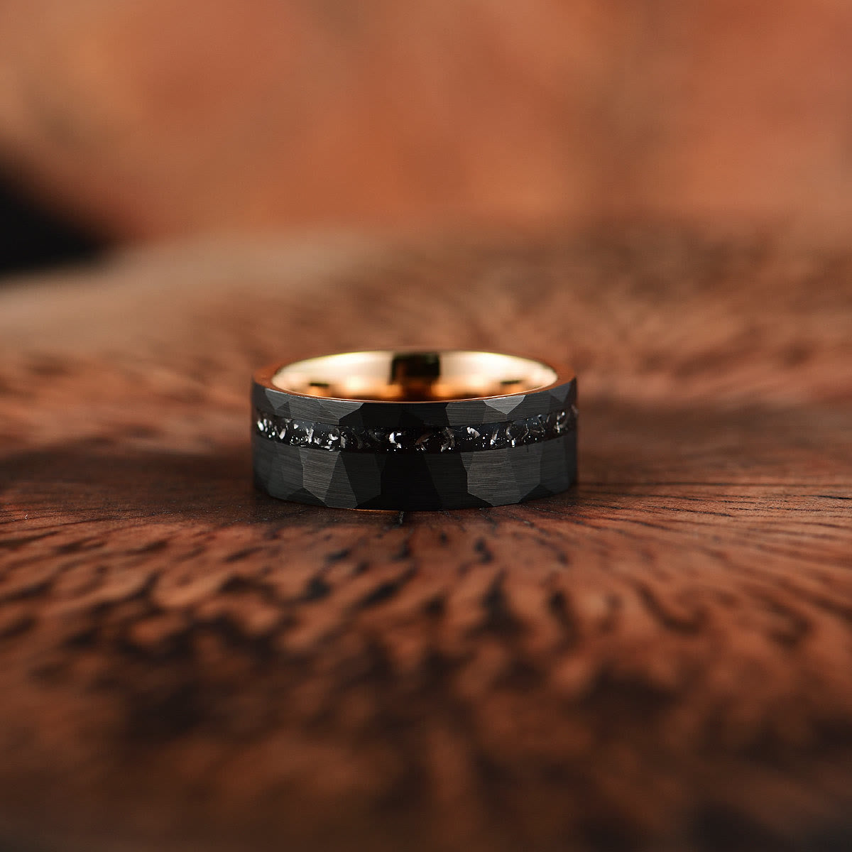 Nocturne Ring – Stijlvolle Kracht & Tijdloos Design