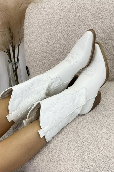 Western laarzen met blokhak – Klassieke cowgirl look