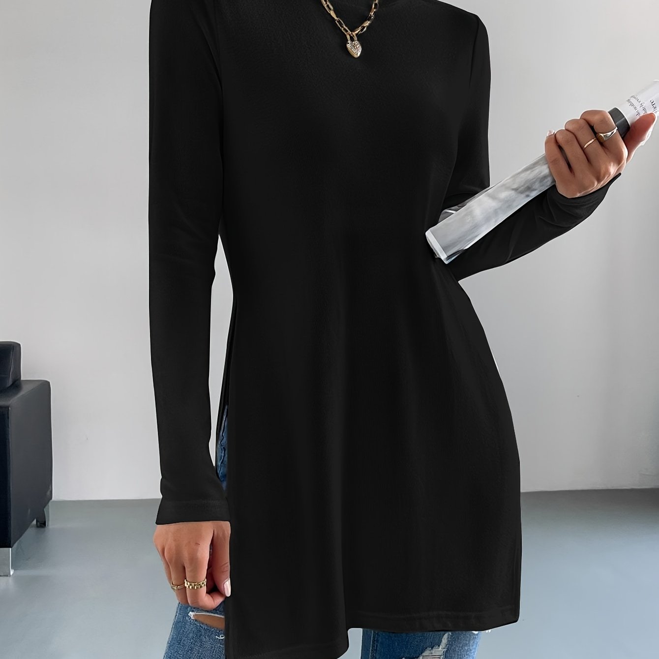 Nina | Stijlvol effen kleur t-shirt met lange mouw en zijsplit
