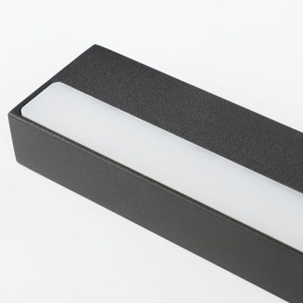 Veyra – Modern Wall Light with Mirror Front for Bathroom or Bedroom