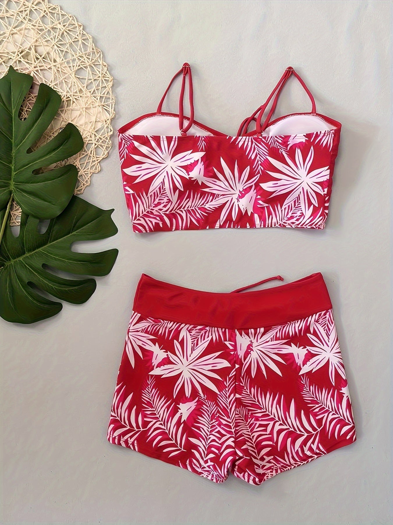Noa | Twee-delige bikini set met bladprint en boyshorts