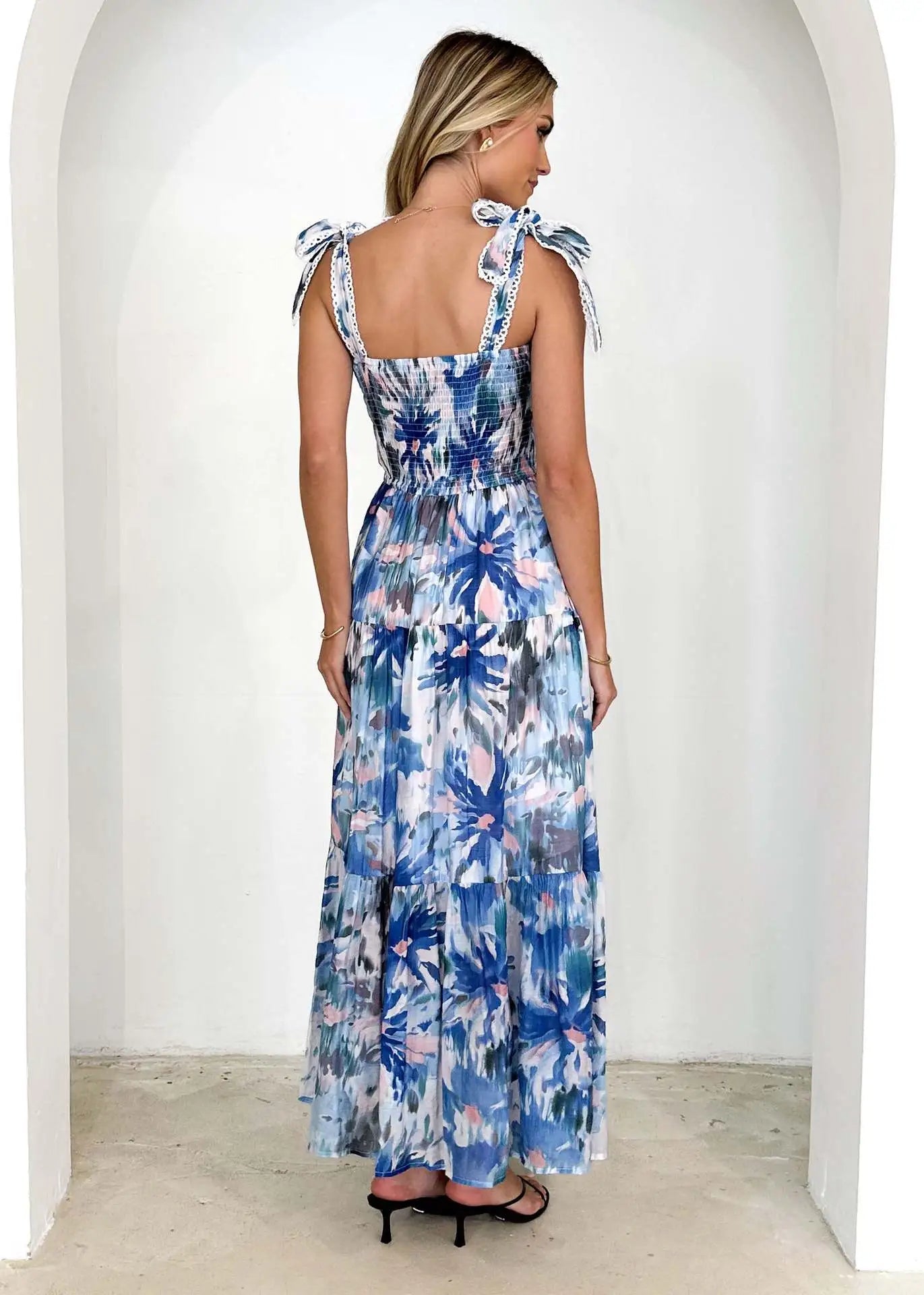Amber - Casual strapless jurk met elastische tailleband