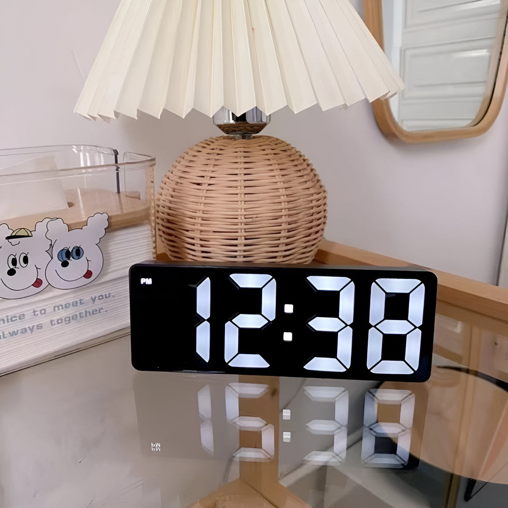 Zenvira – LED Mirror Alarm Clock With Temperature And Snooze