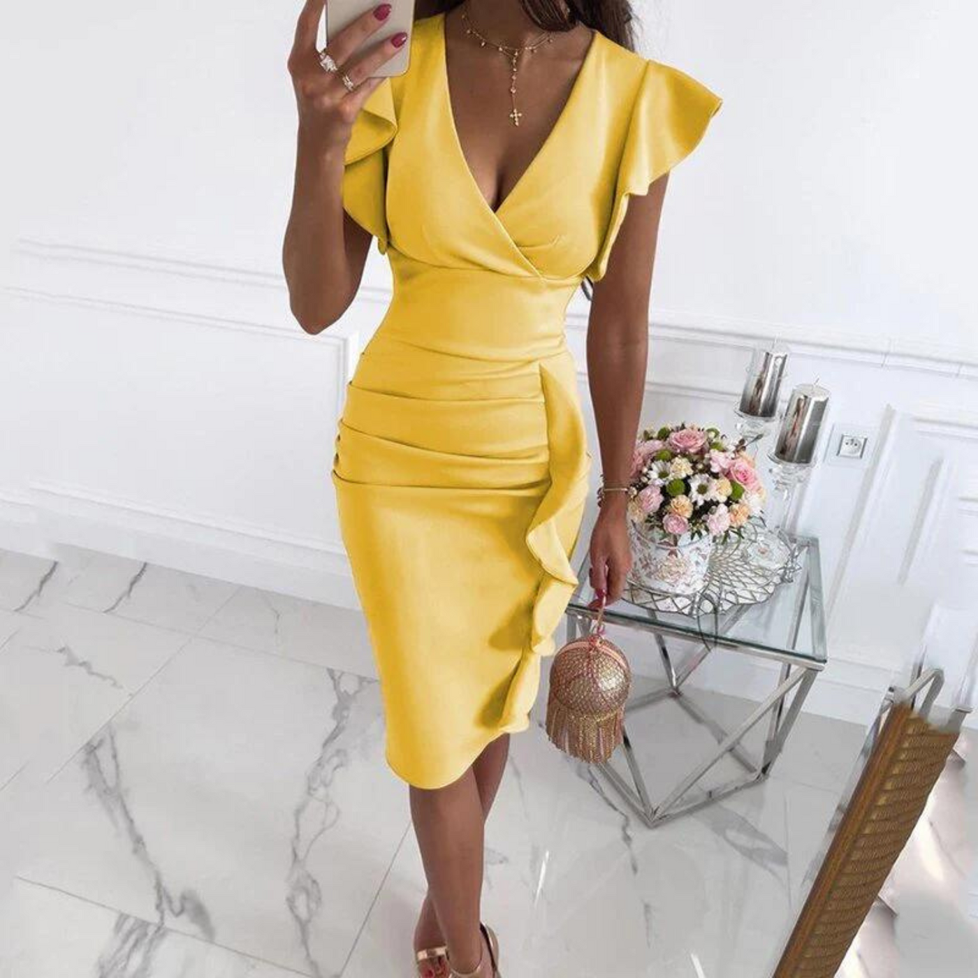 Denisse - elegante jurk met gerimpelde mouwen en V-hals