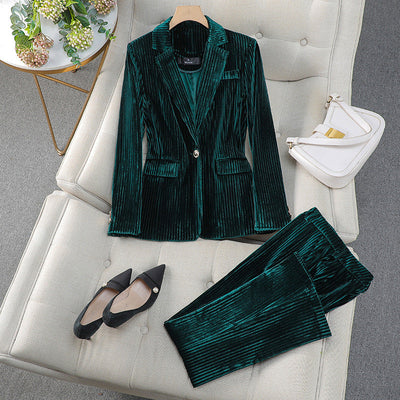 Fluwelen damesjas en -broek