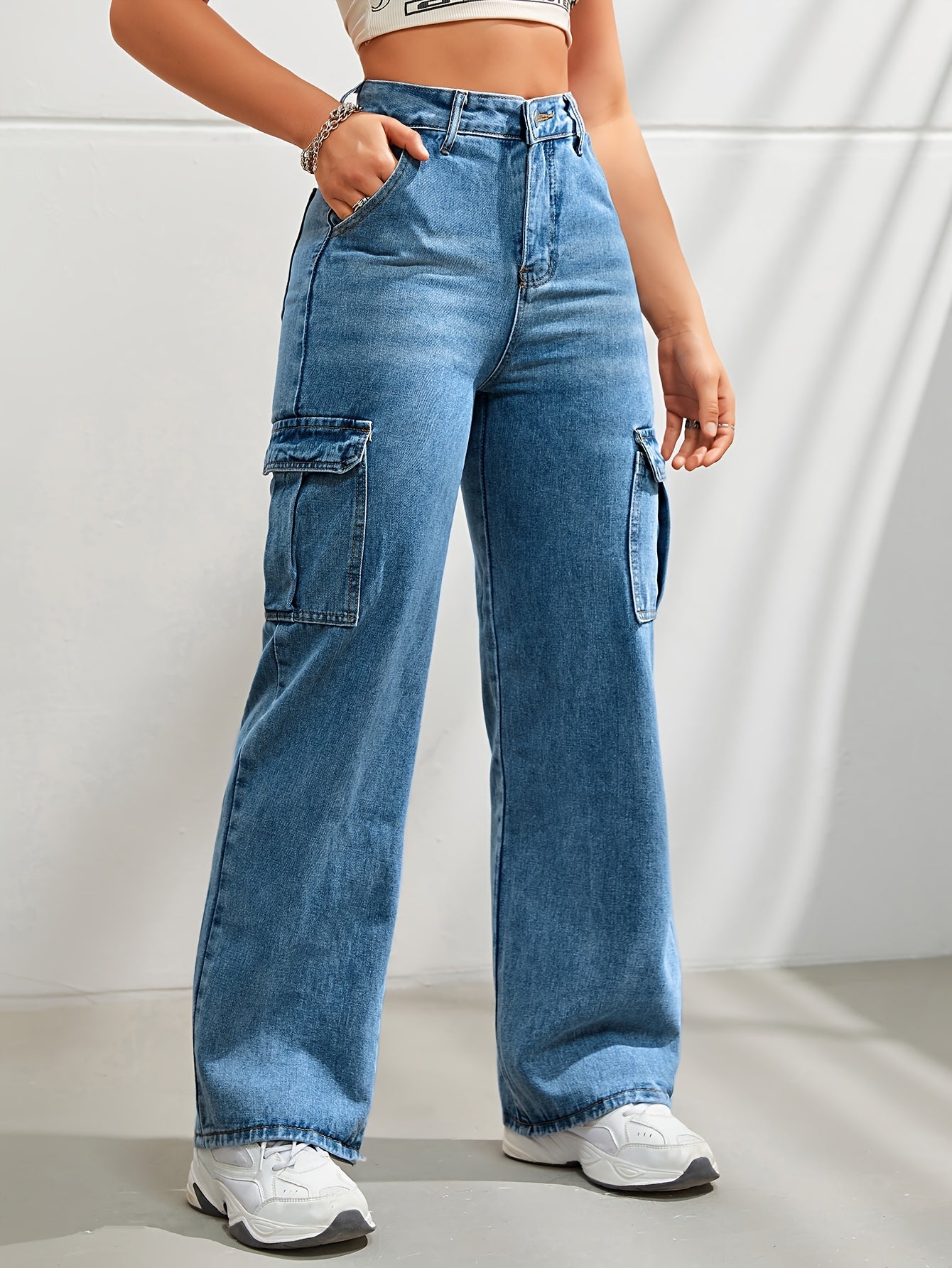 Noa | Casual denim cargobroek met wijde pijpen en hoge taille