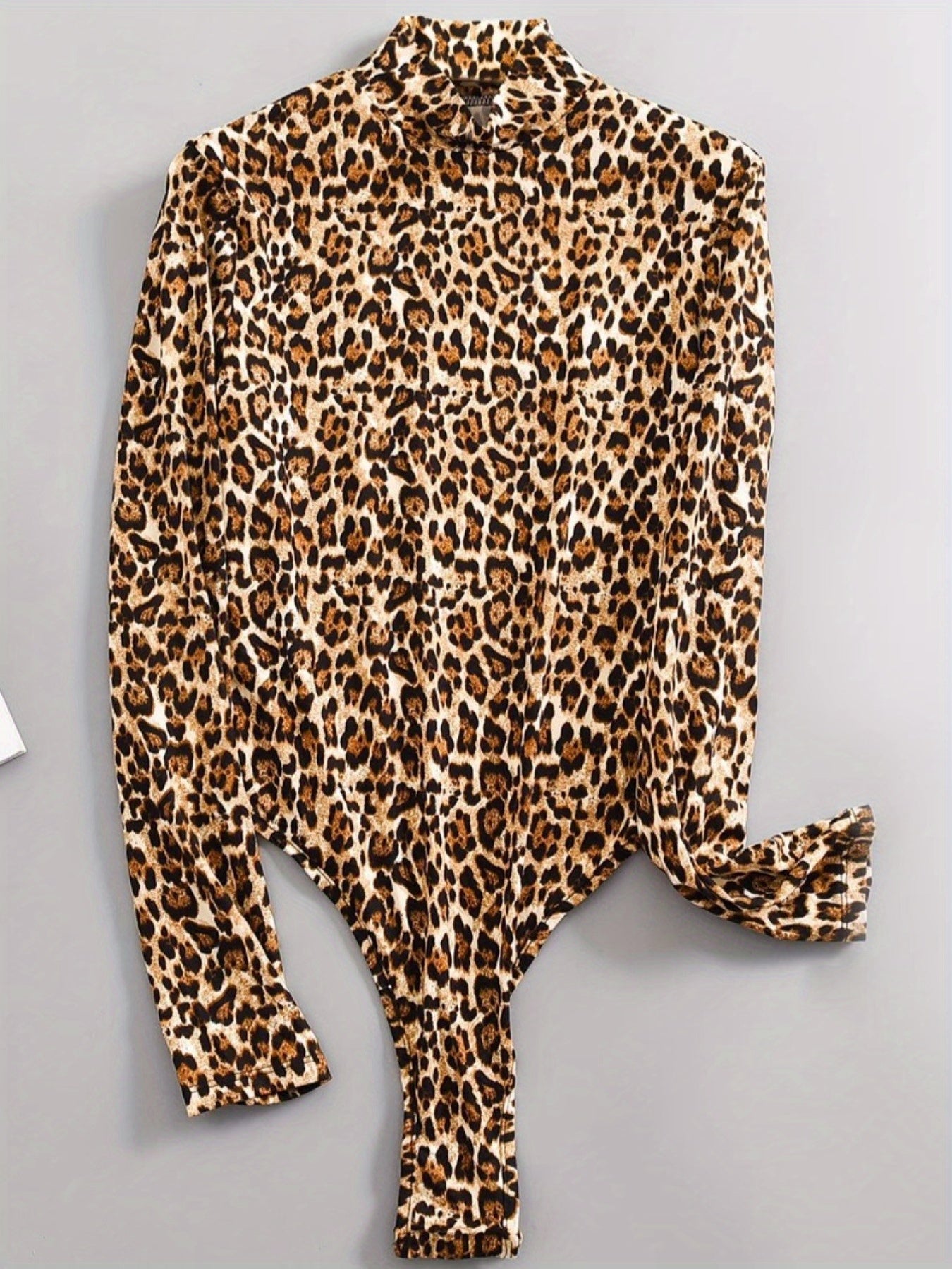 Elena | Leopard print knitted bodysuit