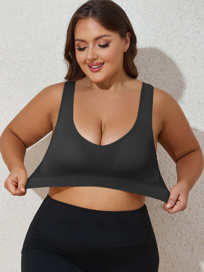 Lotte | Breathable sports bra in pink with wide straps