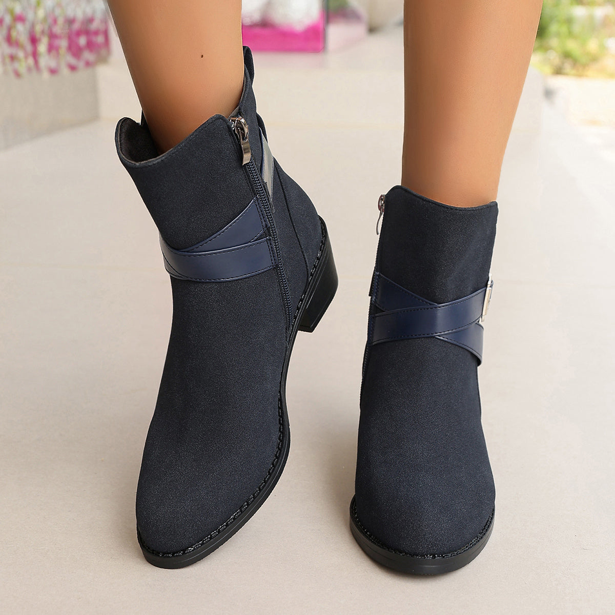 Loes | Retro black cowboy boots for women