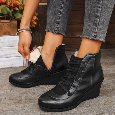 Sophie | Modieuze zwarte enkelboots met sleehak voor dames