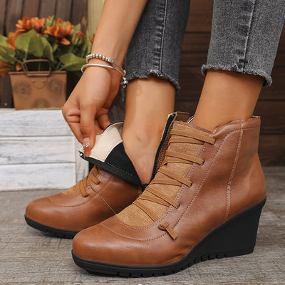 Sophie | Modieuze zwarte enkelboots met sleehak voor dames