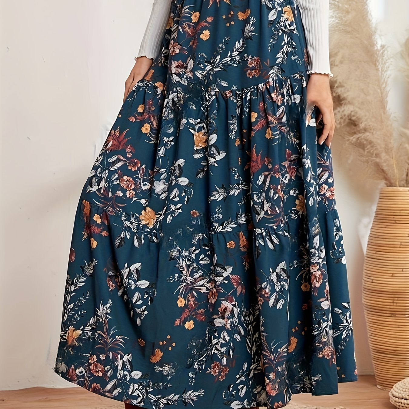 Luna | Elegant maxi skirt with floral print