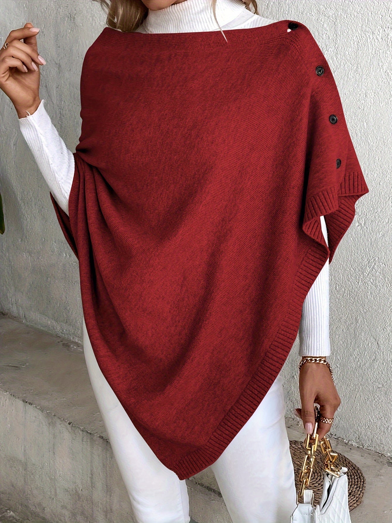 Eva | Plain knitted cape