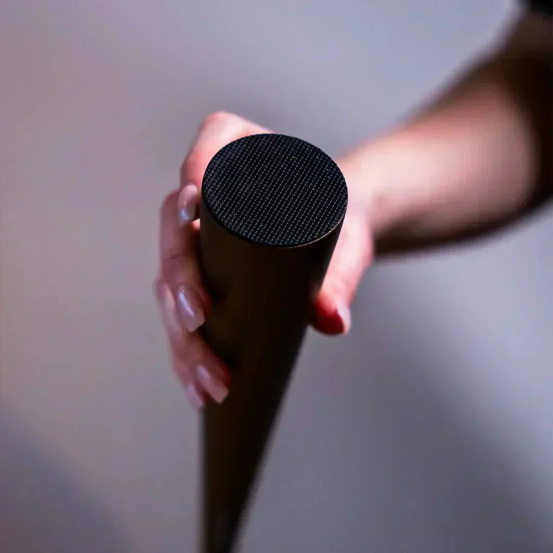 Velmora – Modern Minimalist Table Lamp