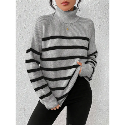 Lucy - Striped turtleneck with long sleeves