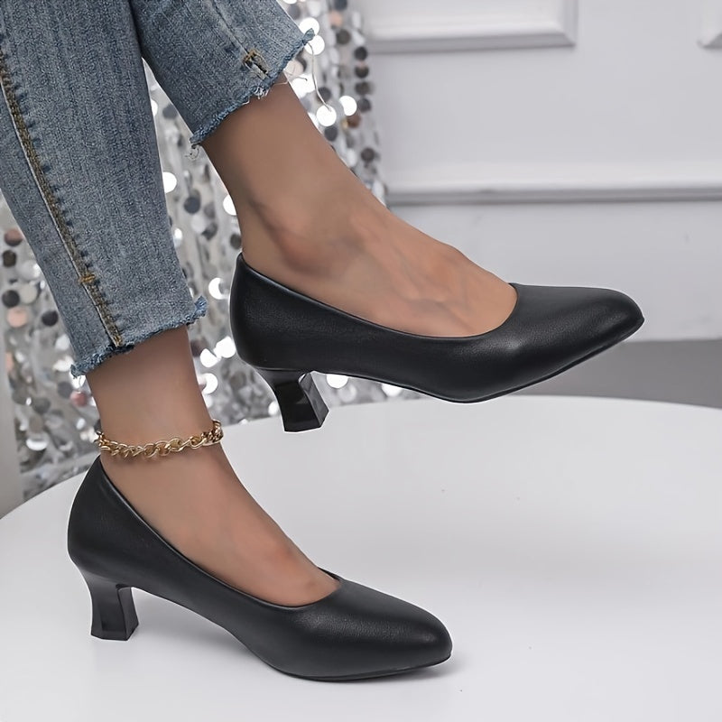 Lotte | Stylish women's pumps with a pointed toe and block heel