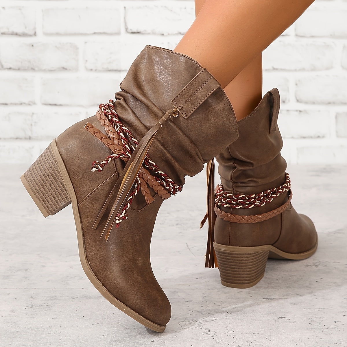 Elin | Women's cowboy boots with tassel and braided buckle