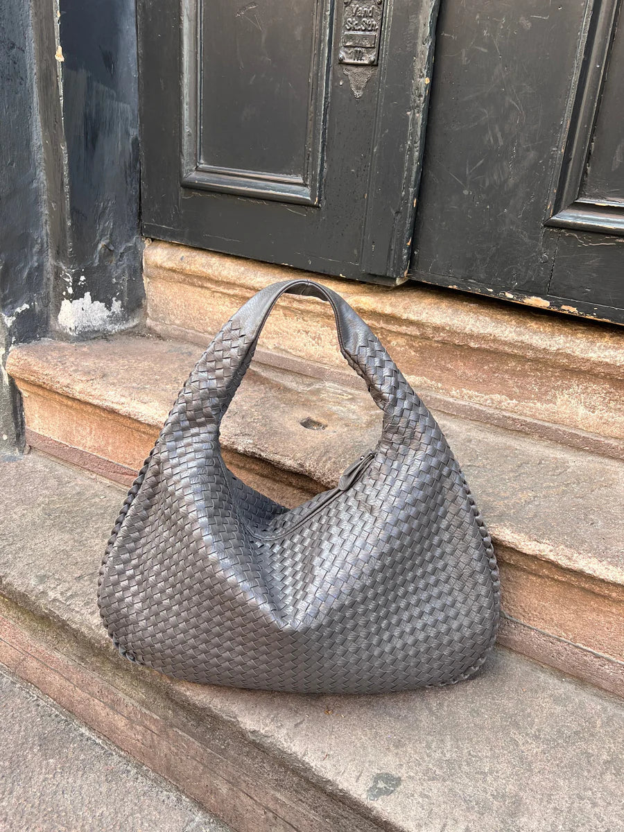 Geweven handtas als must-have
