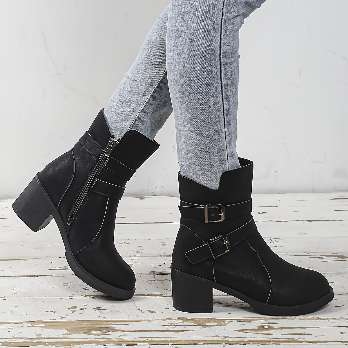 Eva | Solid color chunky heel ankle boots with side zipper