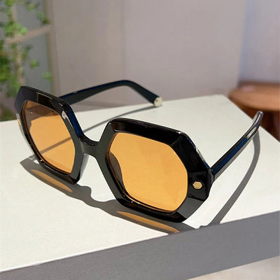 Melissa – Schildvormige Zonnebril Voor Dames – Trendy & Gedurfd