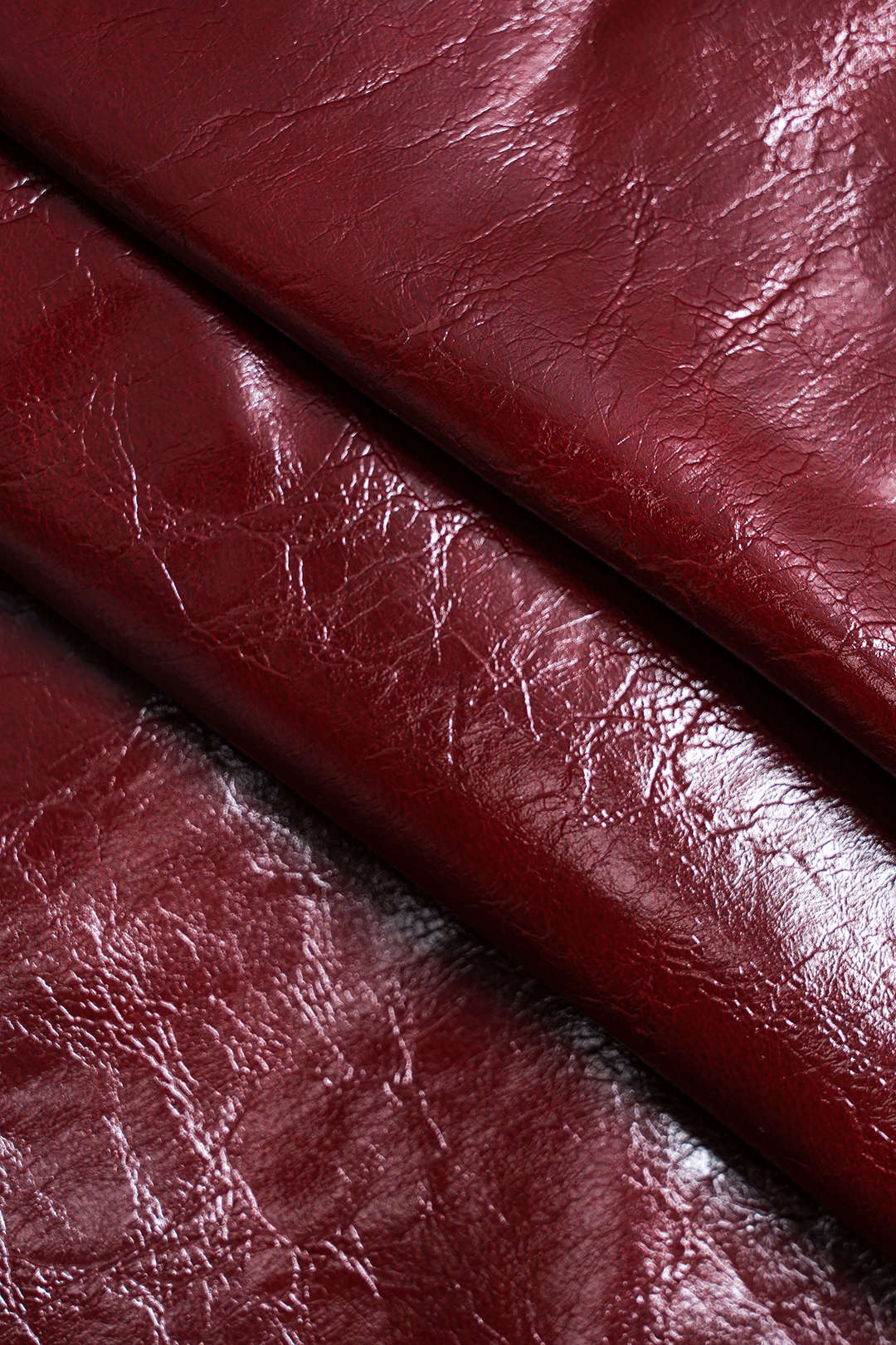 Lottie - Stylish Asymmetrical Cut Women's Long-Sleeved Shirt