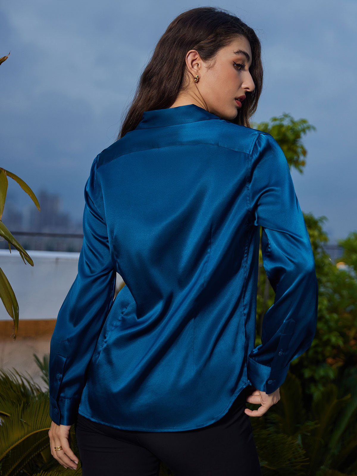 Clemence - Moderne Militaire Chic Dames Overhemd met Revers