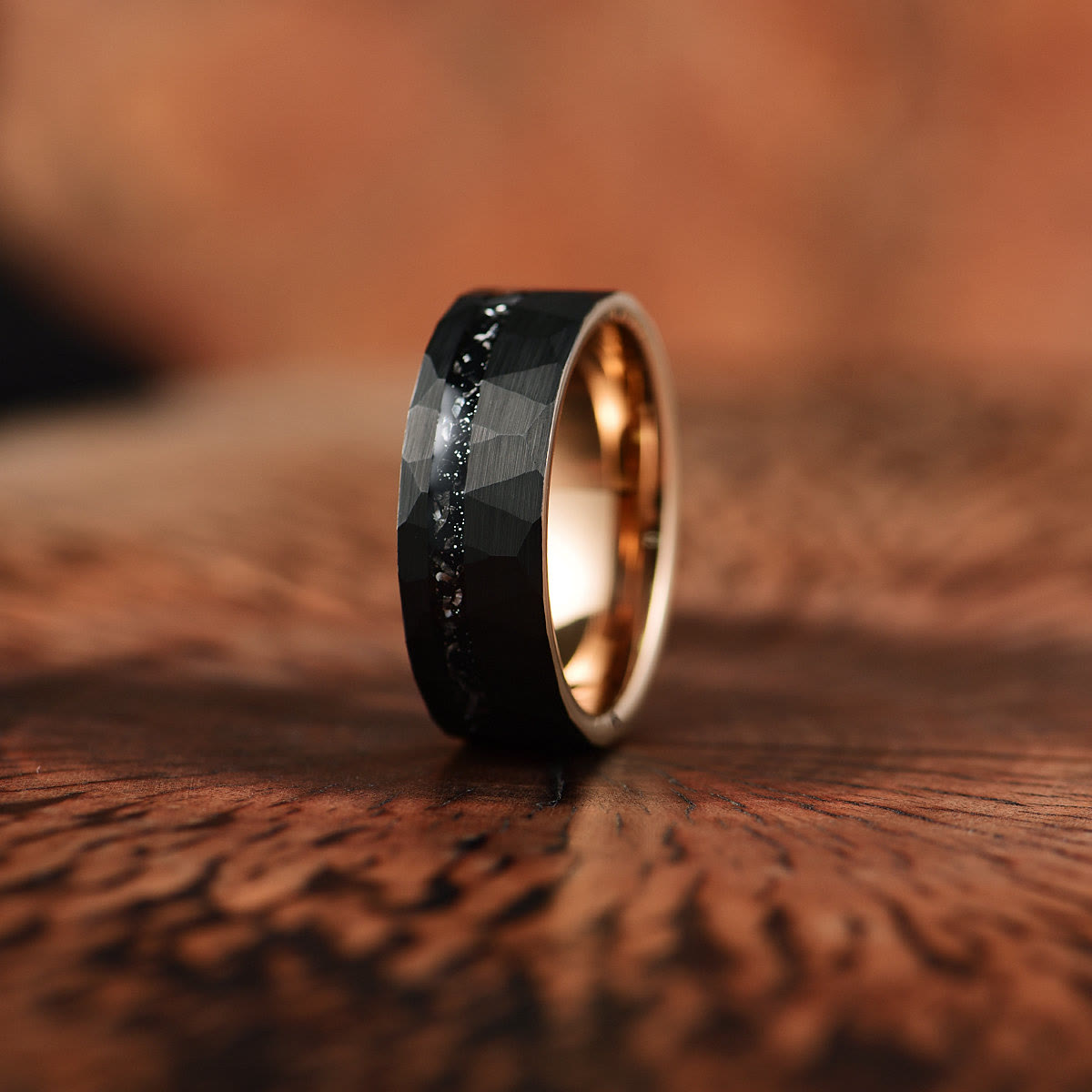 Nocturne Ring – Stijlvolle Kracht & Tijdloos Design