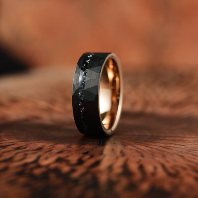 Nocturne Ring – Stijlvolle Kracht & Tijdloos Design