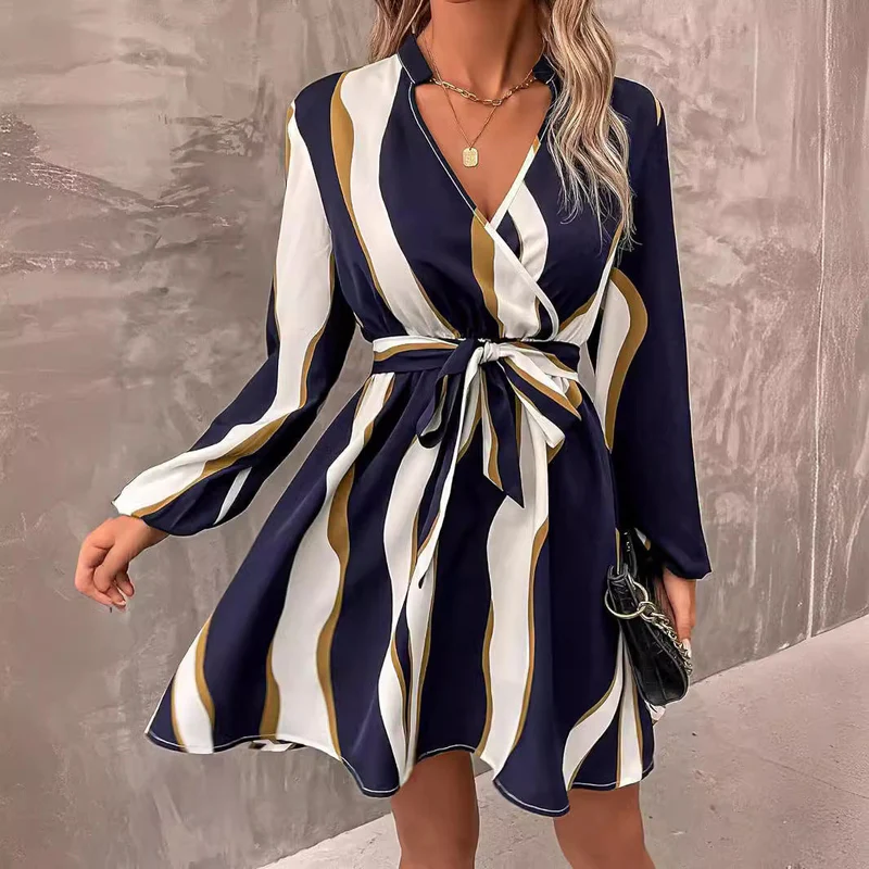 Wikkeljurk Dames – Korte Jurk met Lange Mouwen en Grafisch Printdesign