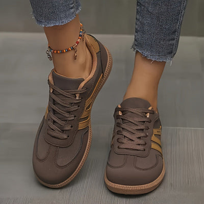 Nina | Lichtgewicht lage sneakers in effen kleur en printontwerp