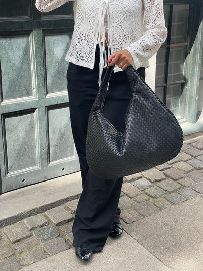 Geweven handtas als must-have