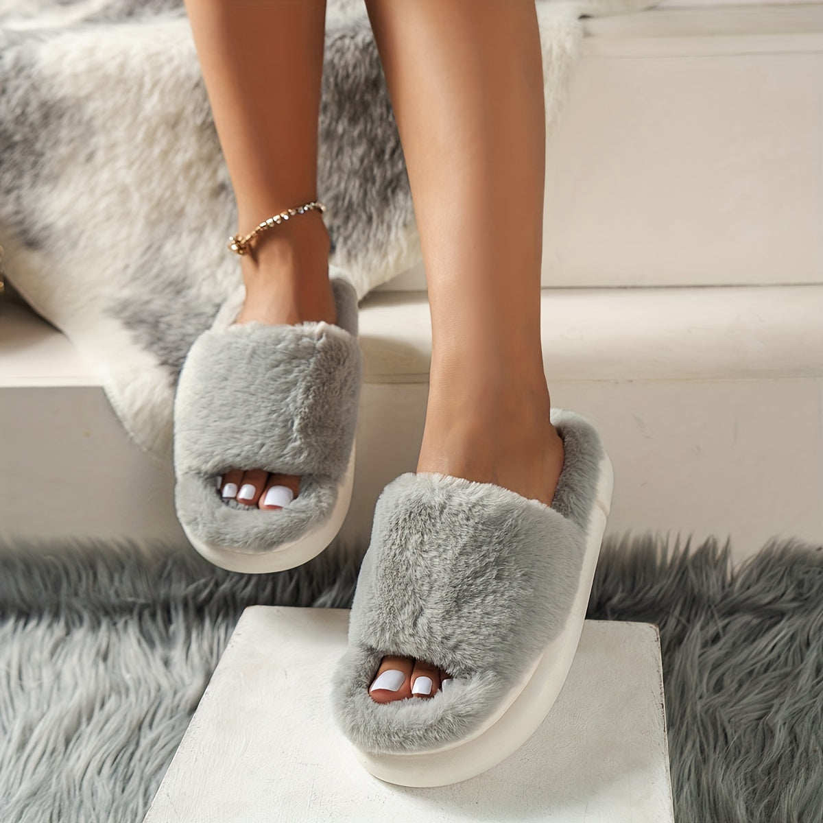 Jayla - Cozy Fluffy Slippers for Women