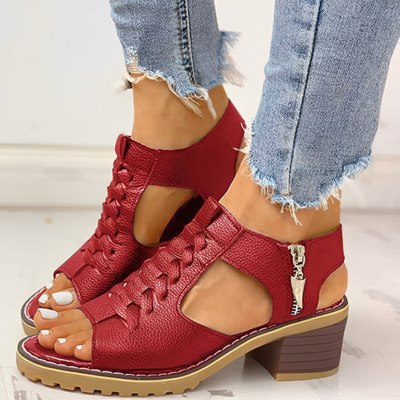 Elegant women's sandals with peep toe design