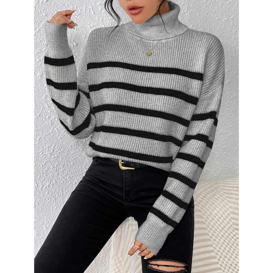 Lucy - Striped turtleneck with long sleeves