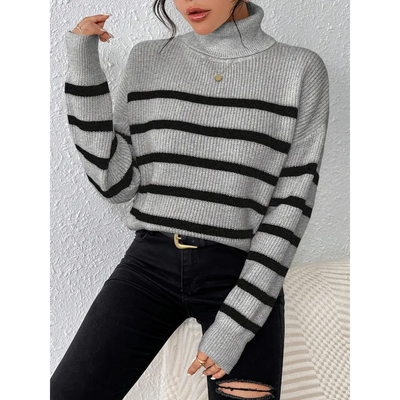 Lucy - Striped turtleneck with long sleeves