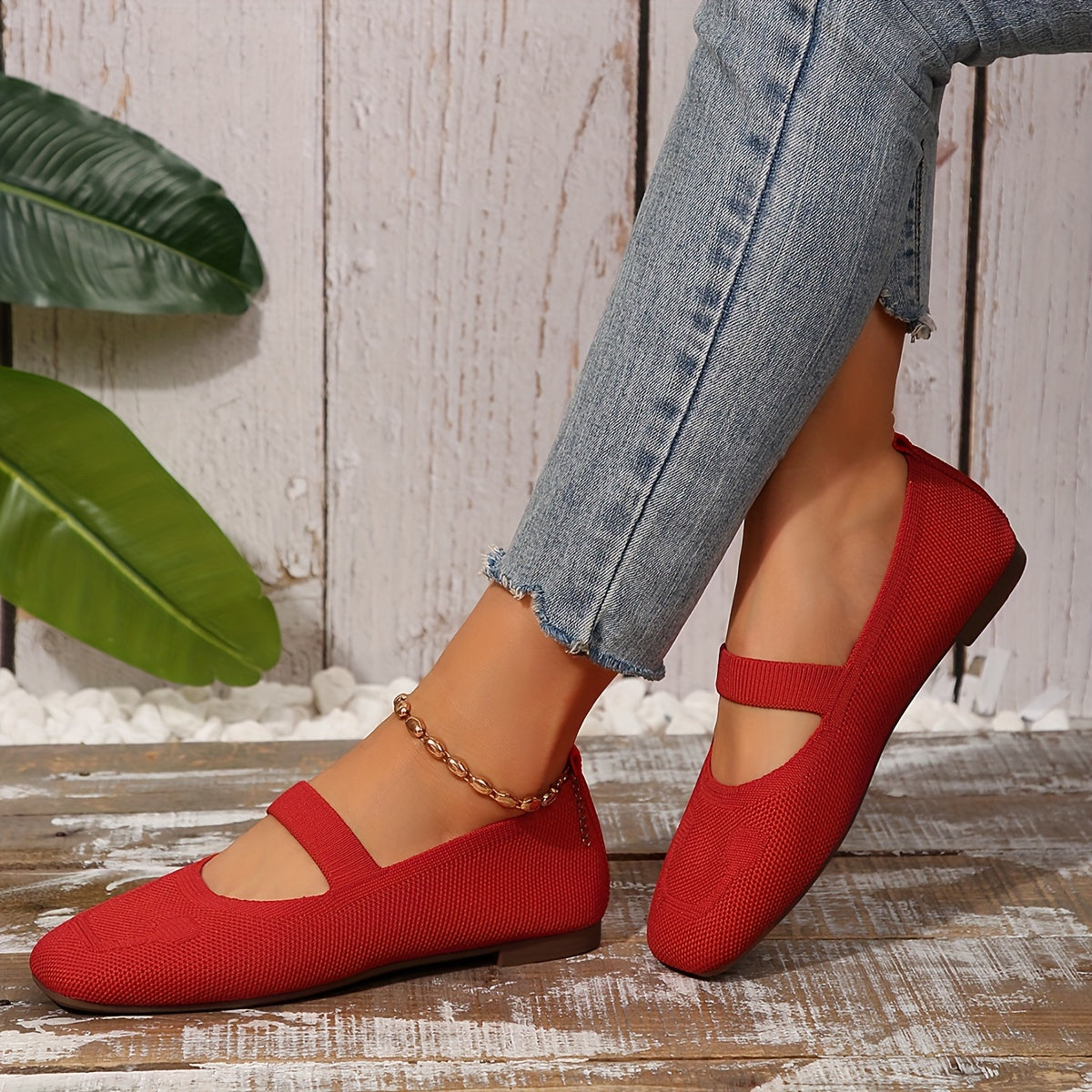 Lize | Plain colored ballet flats with a strappy back