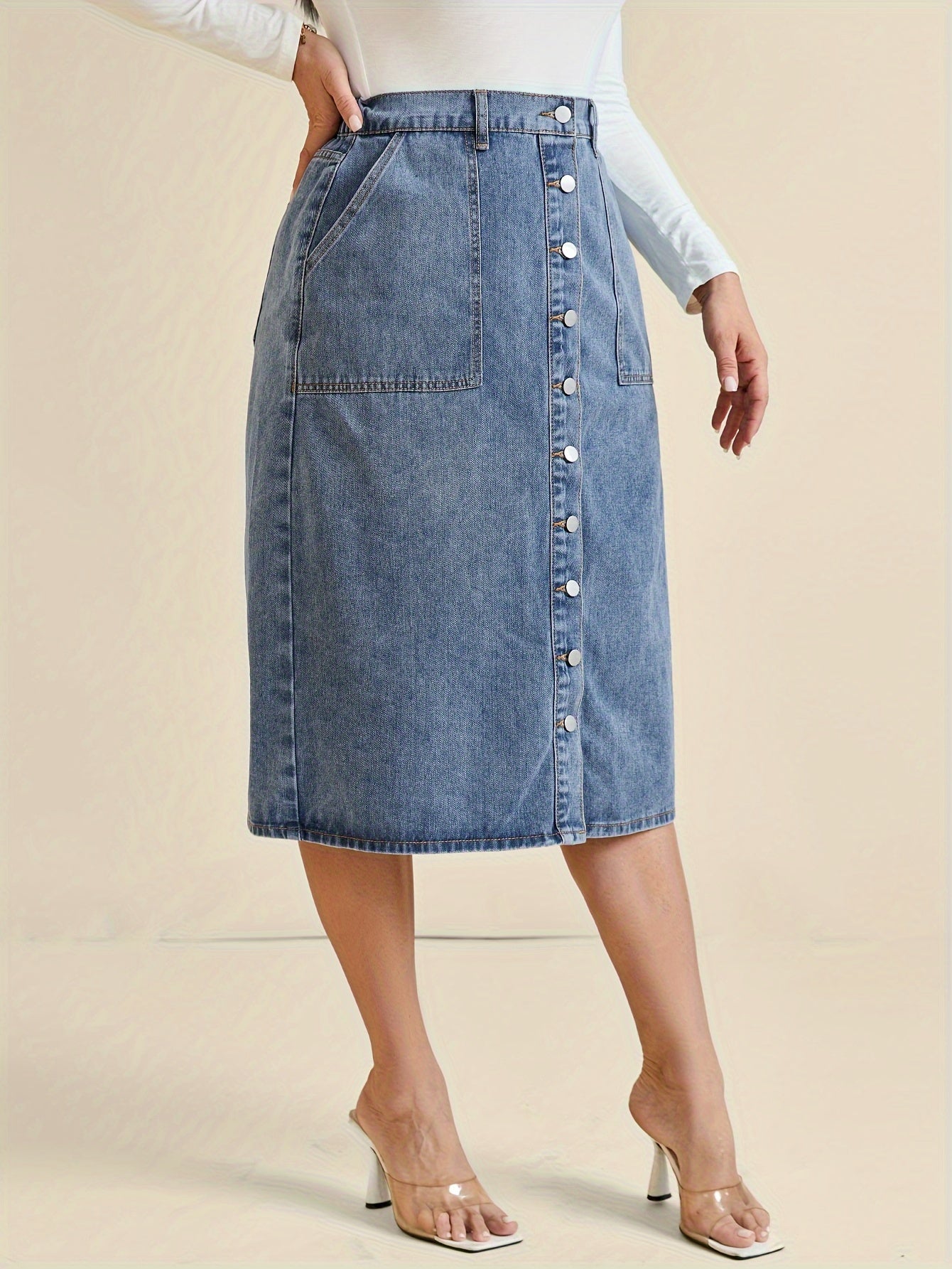 Kiki | Classic denim midi skirt with button detail