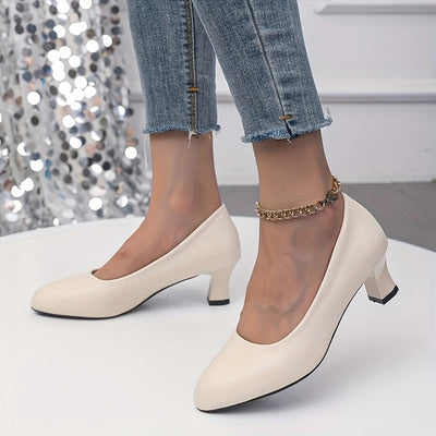 Lotte | Stylish women's pumps with a pointed toe and block heel