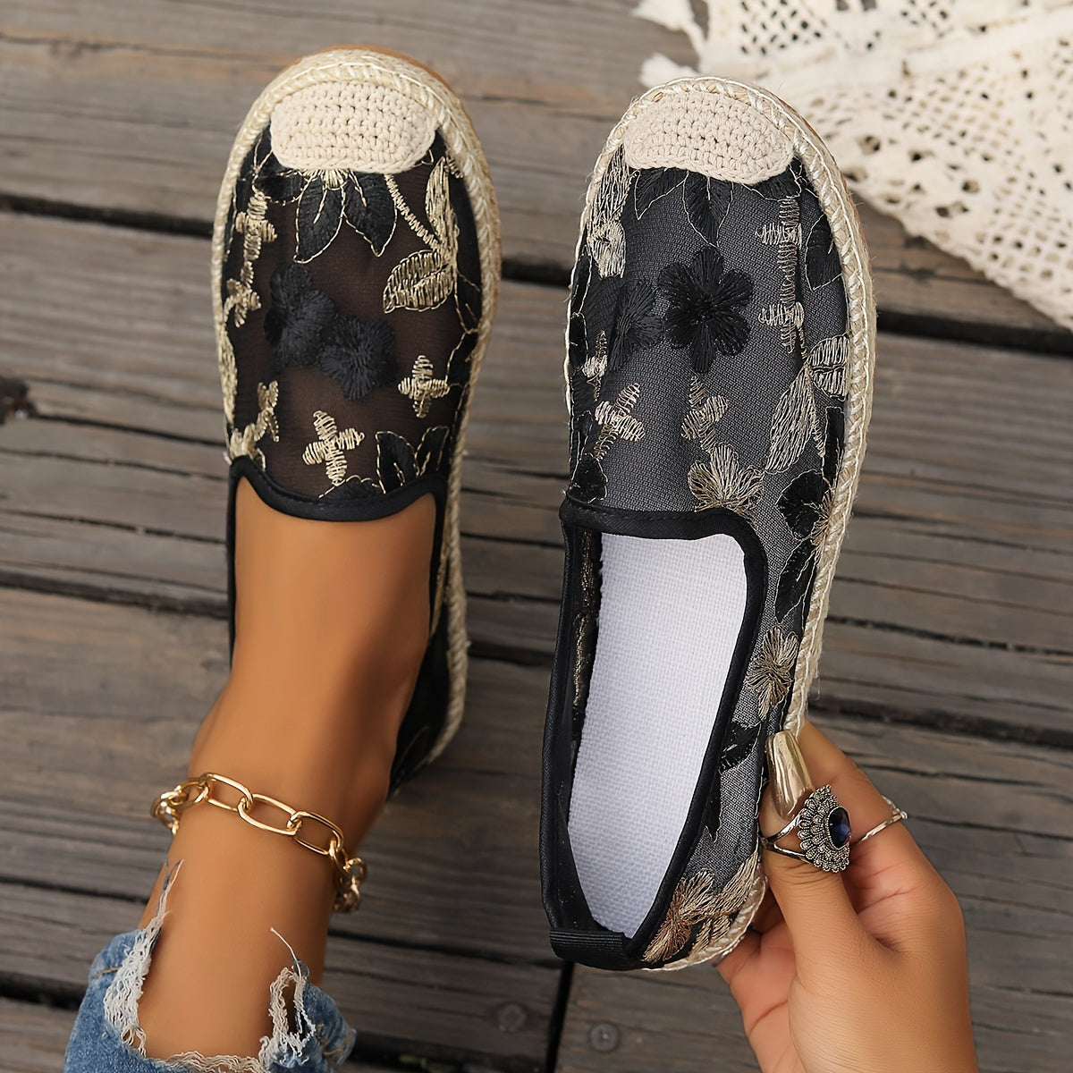 Lotte | Breathable mesh slip-ons for women