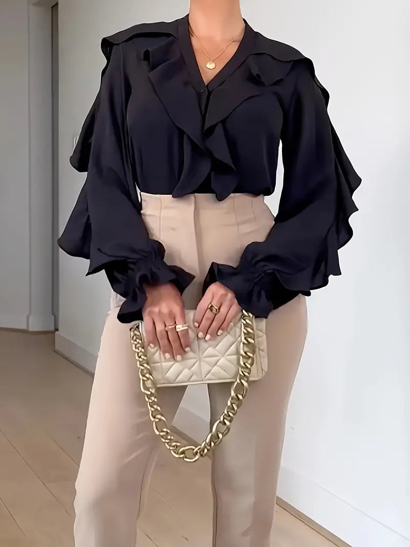 Livia | Blouse with ruffled neckline and sleeves
