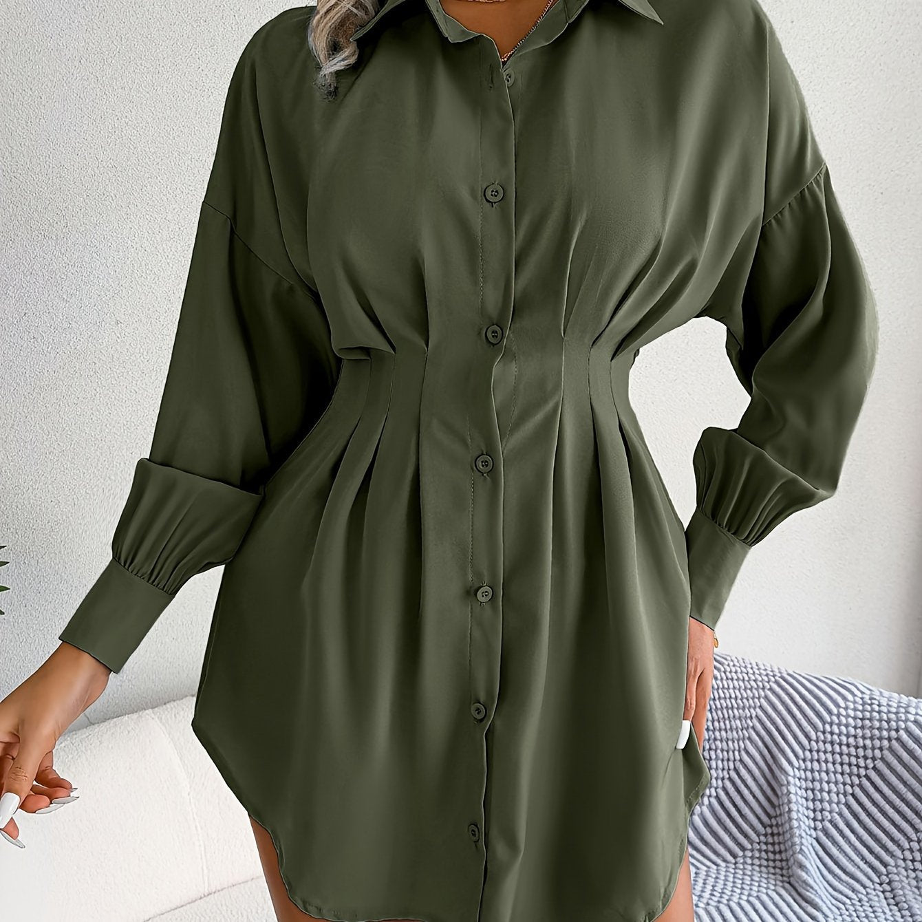 Lara | Casual overhemdjurk met geplooide taille en lantaarnmouwen
