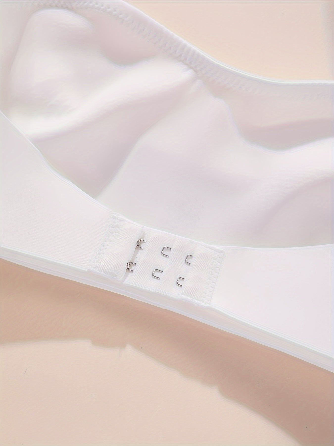Eline | Naadloze strapless draadloze bh met sluiting aan de voorkant