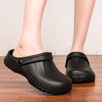 Lotte | Stylish lightweight garden clogs