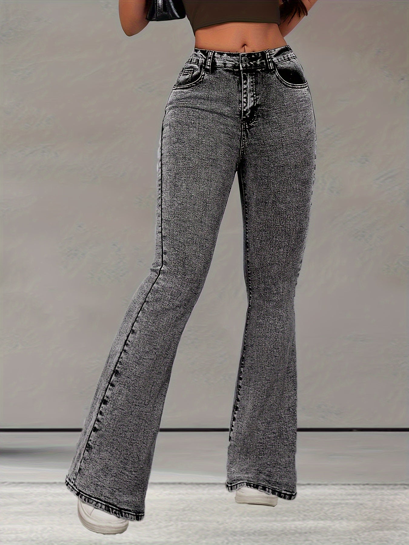 Elise | Stretch denim flared leg jeans in an elegant solid color