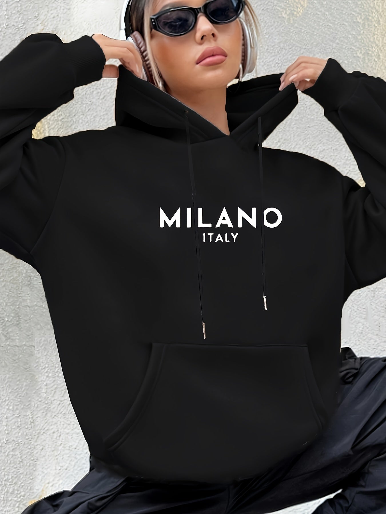 Elena | Hoodie with Italy print and drawstring