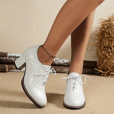 Elin | Elegant women's pumps with thick heels and laces